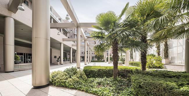 fachada de hotel ILUNION Alcalá Norte fachada de hoteles cerca del wanda metropolitano